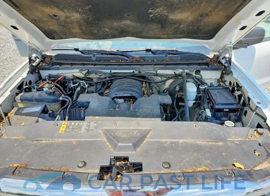 1GCVKNEC0JZ317824# 11