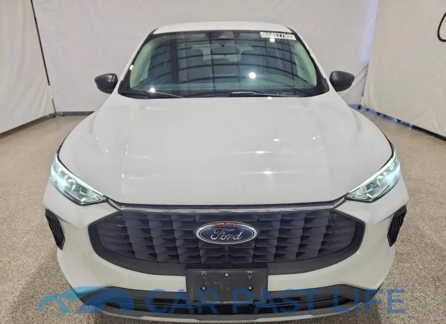 1FMCU9GN3PUA34083# 5