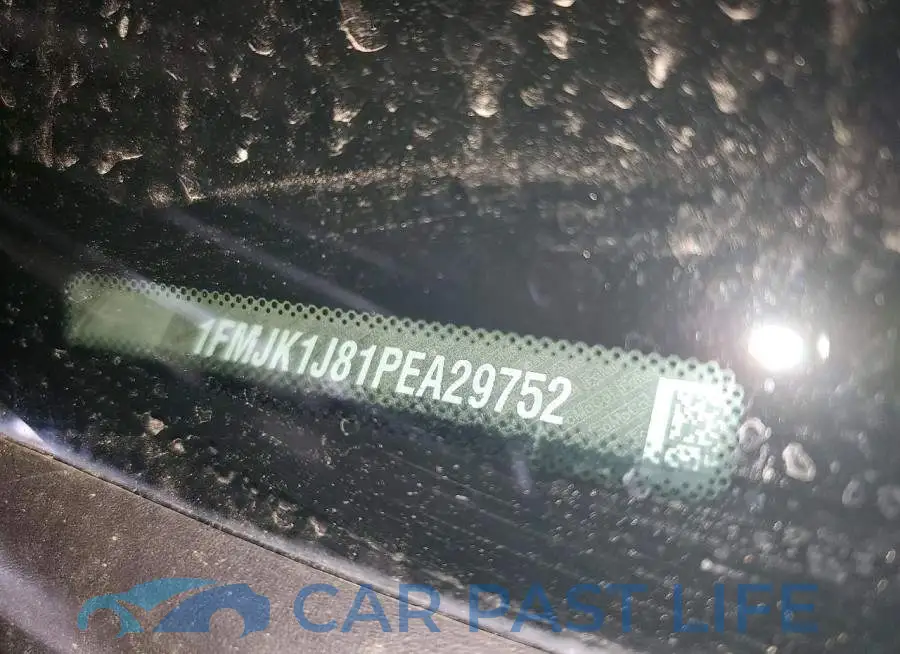 1FMJK1J81PEA29752# 13