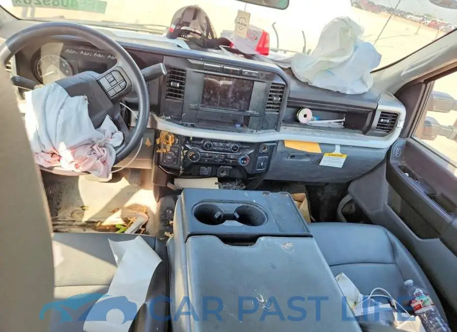 1FT7X2BA9PED94641# 8
