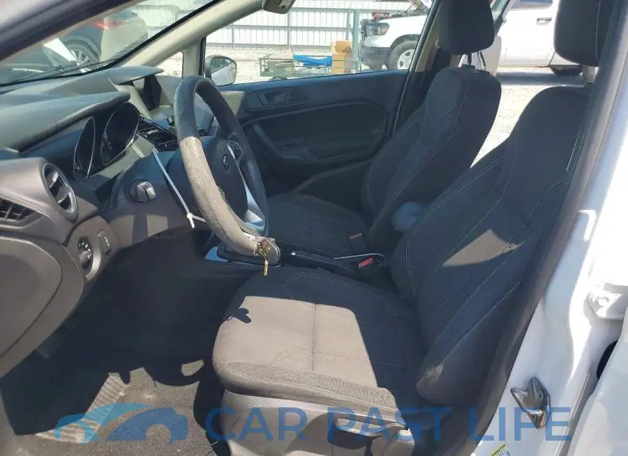 3FADP4EJ9KM136820# 7