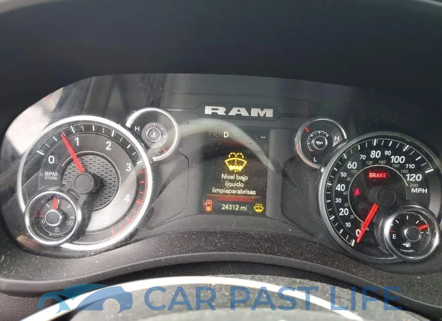 3C63RRHL4RG137982# 9