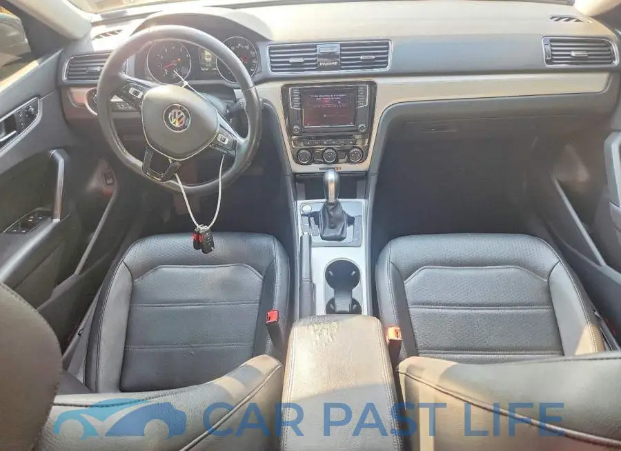 1VWLA7A32KC006697# 8