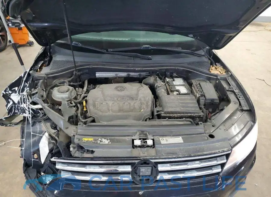3VV2B7AX5KM005123# 11