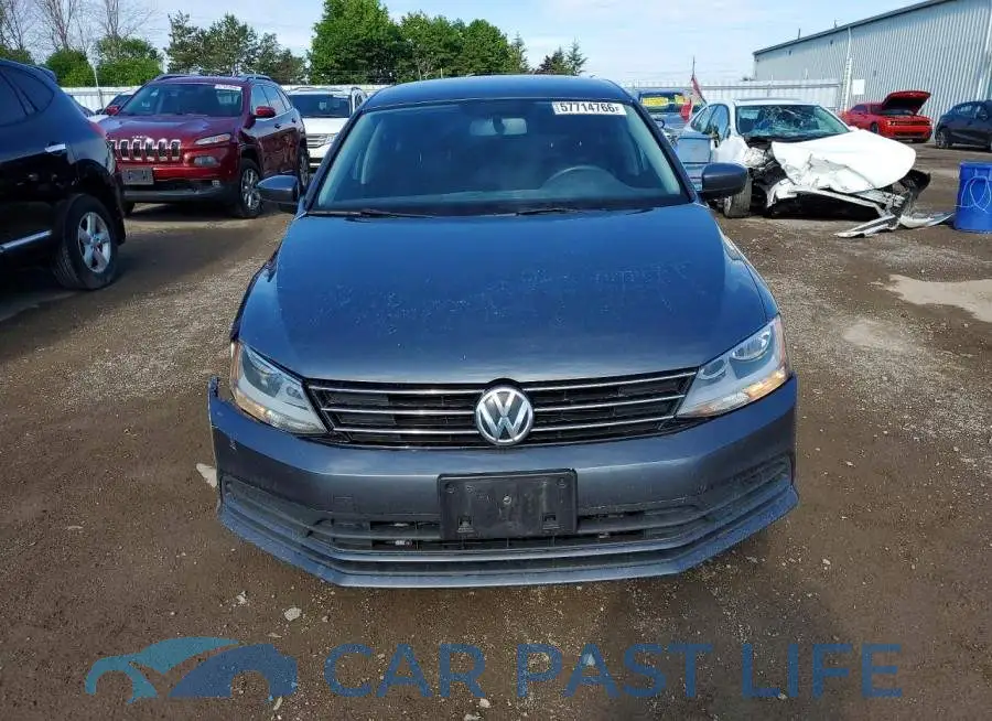 3VW2B7AJ8HM343969# 5