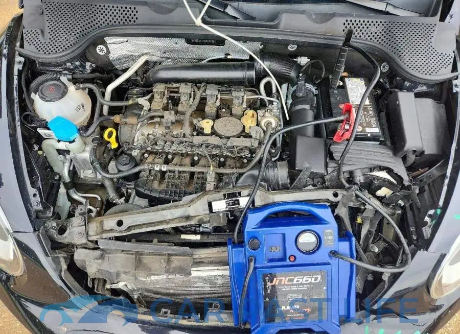 3VW5DAAT1KM507981# 11