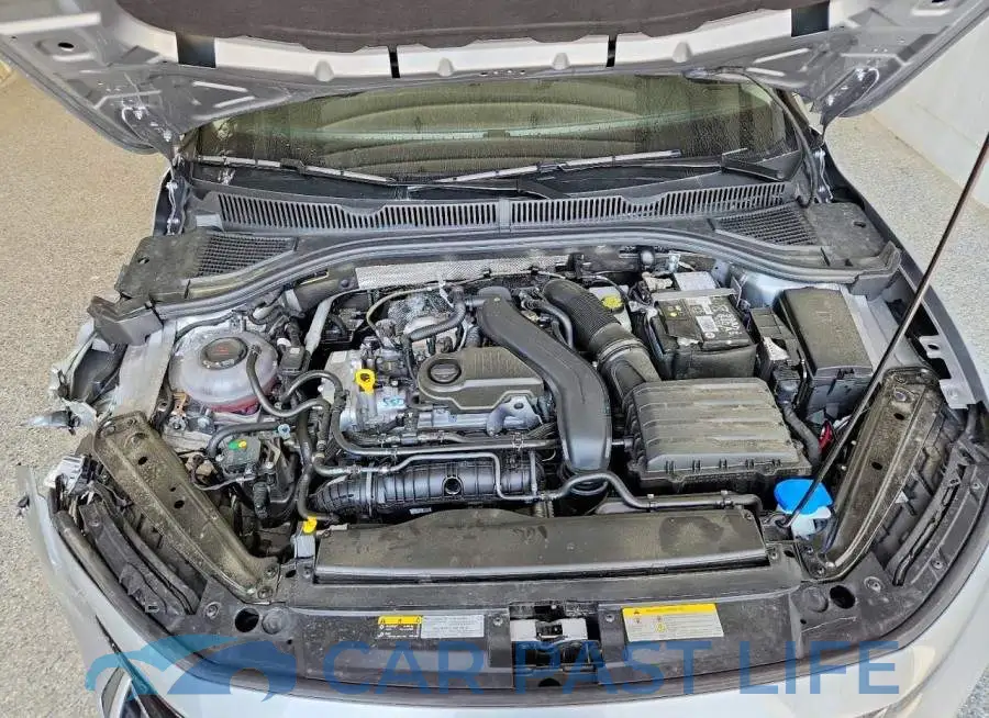 3VW7W7BU5TM031183# 11