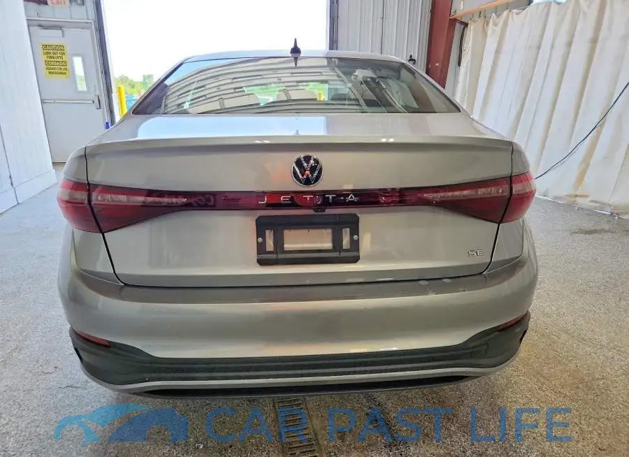 3VW7W7BU5TM031183# 6