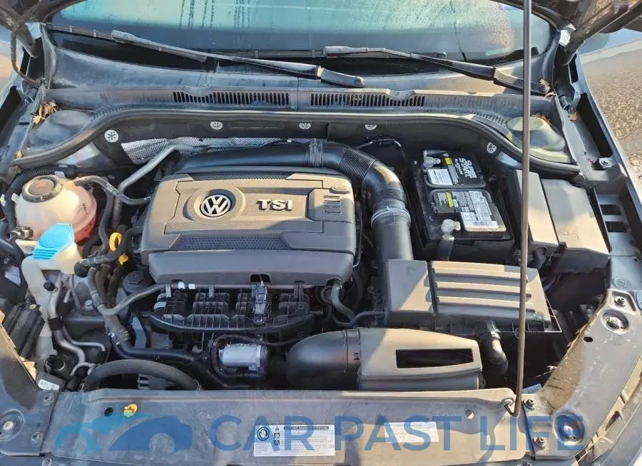 3VWD17AJXJM215007# 11
