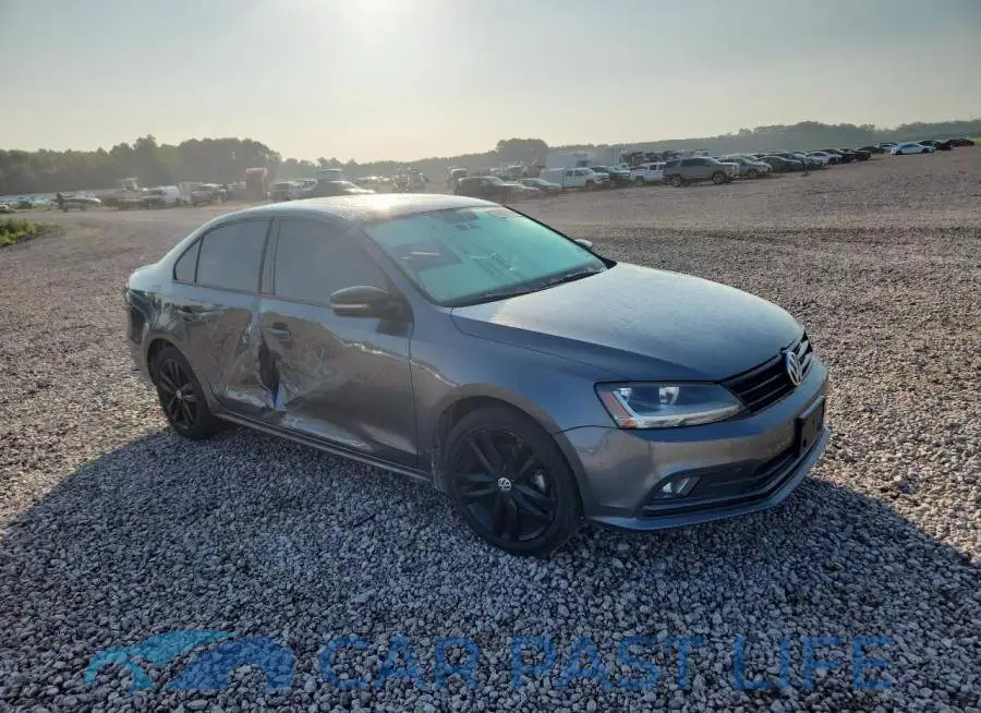 3VWD17AJXJM215007# 4