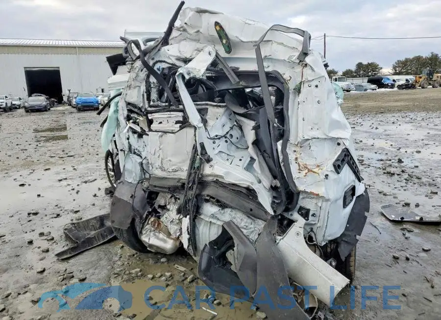 1GKENNRS4SJ261545# 6