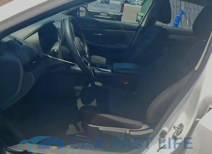 3N1AB8CV1SY307385# 7