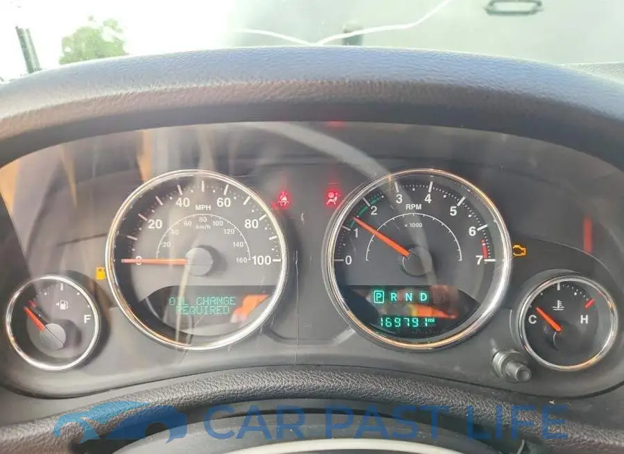 1C4BJWDG9JL910813# 9