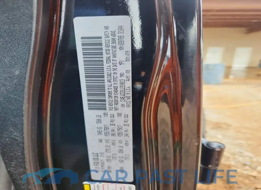 1C4BJWDG9JL910813# 14