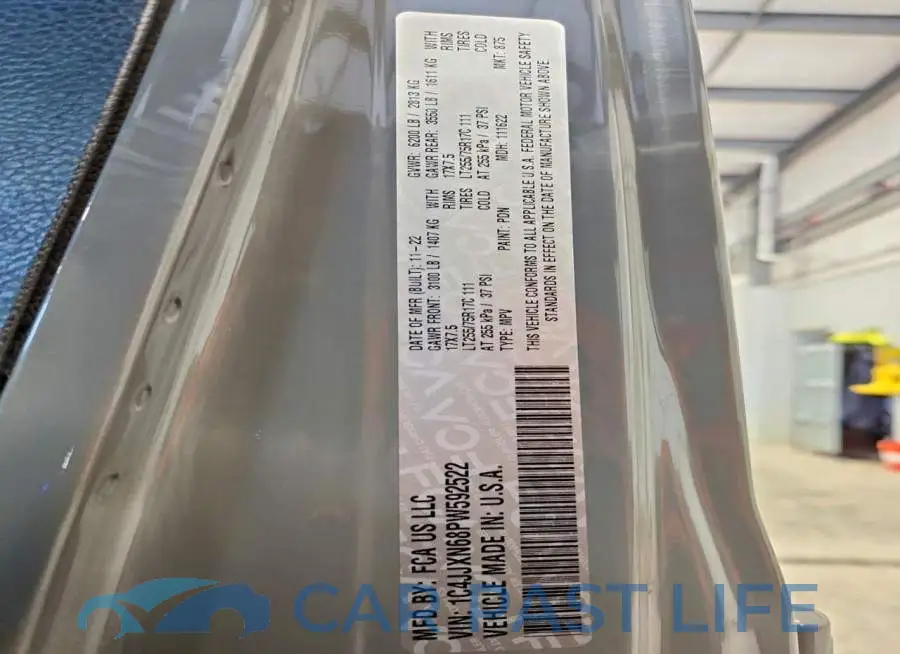 1C4JJXN68PW592522# 13