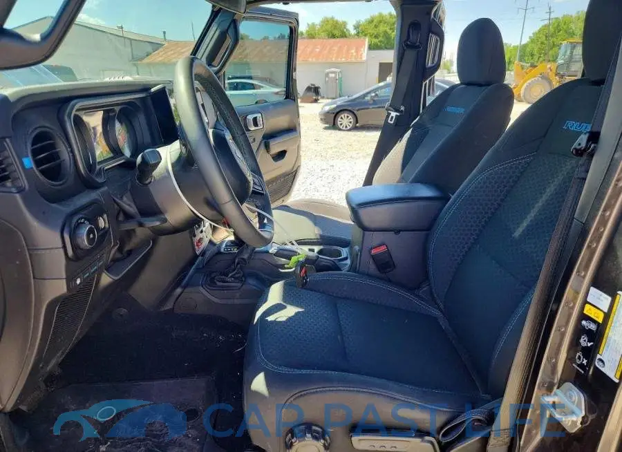 1C4RJXR62RW211683# 7