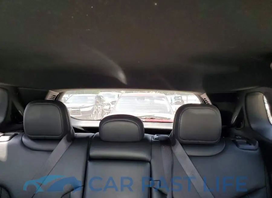 3C4NJDBN4RT110147# 10