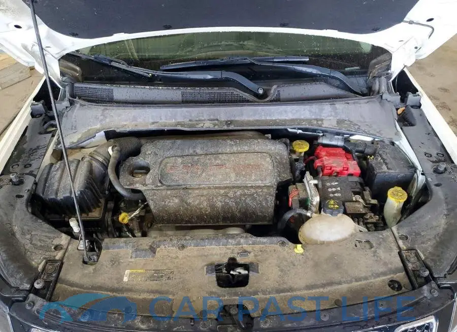 3C4NJDCB4LT101332# 12