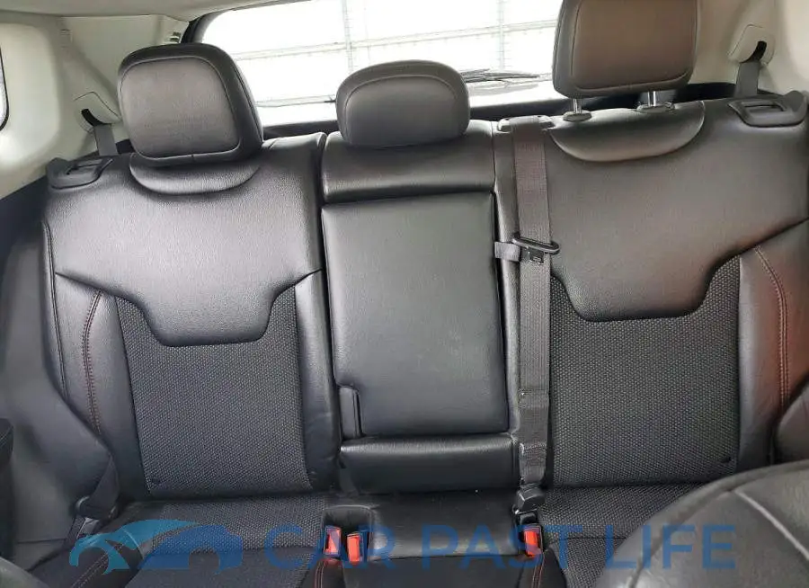 3C4NJDDB8LT163301# 10