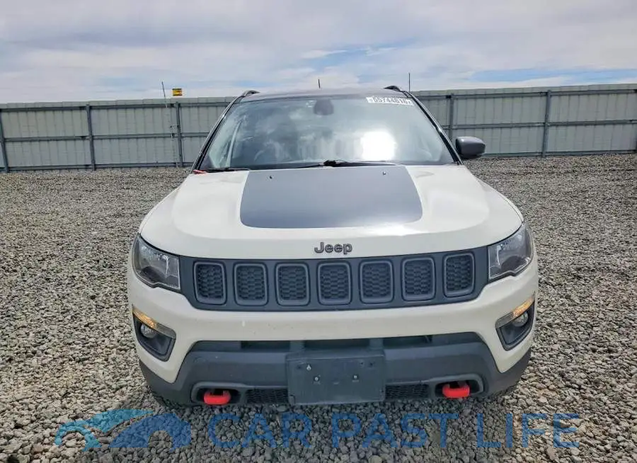 3C4NJDDB8LT163301# 5