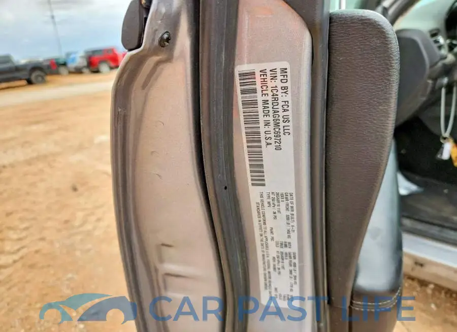 1C4RDJAG6MC697210# 14