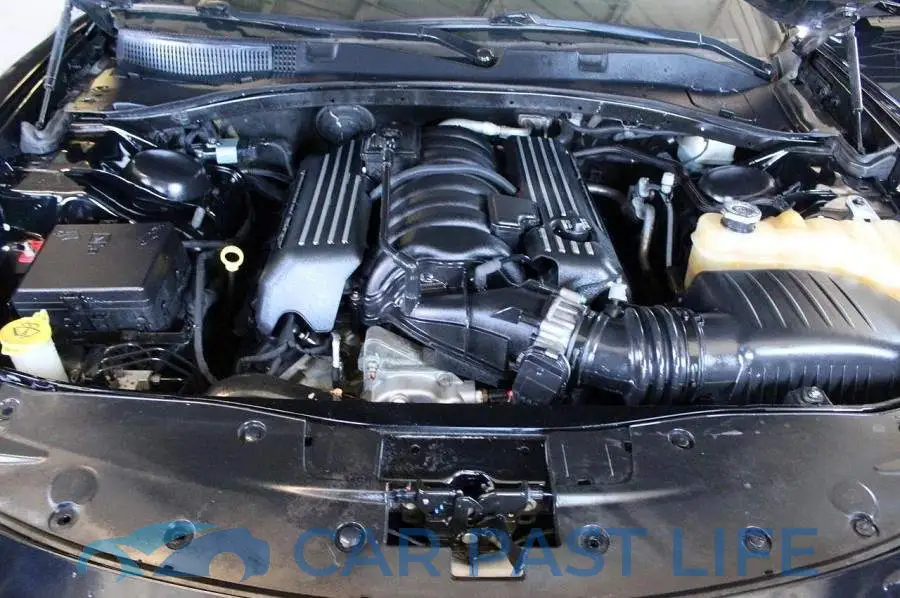 2C3CDXGJ8HH652854# 7