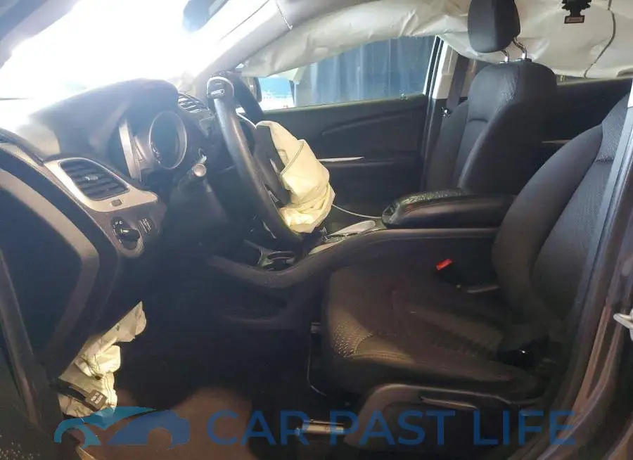 3C4PDCAB3LT230904# 7