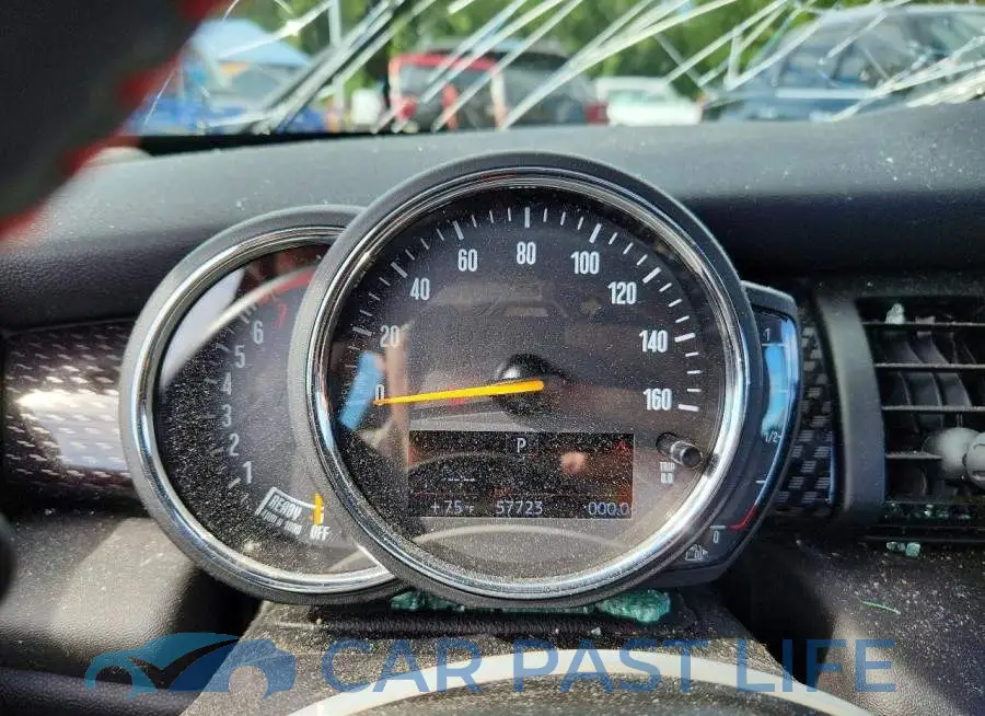 WMWXU3C53K2L20042# 9
