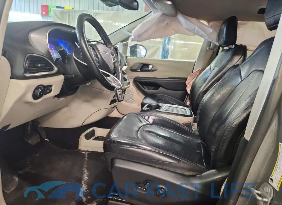 2C4RC1BG0NR167843# 7