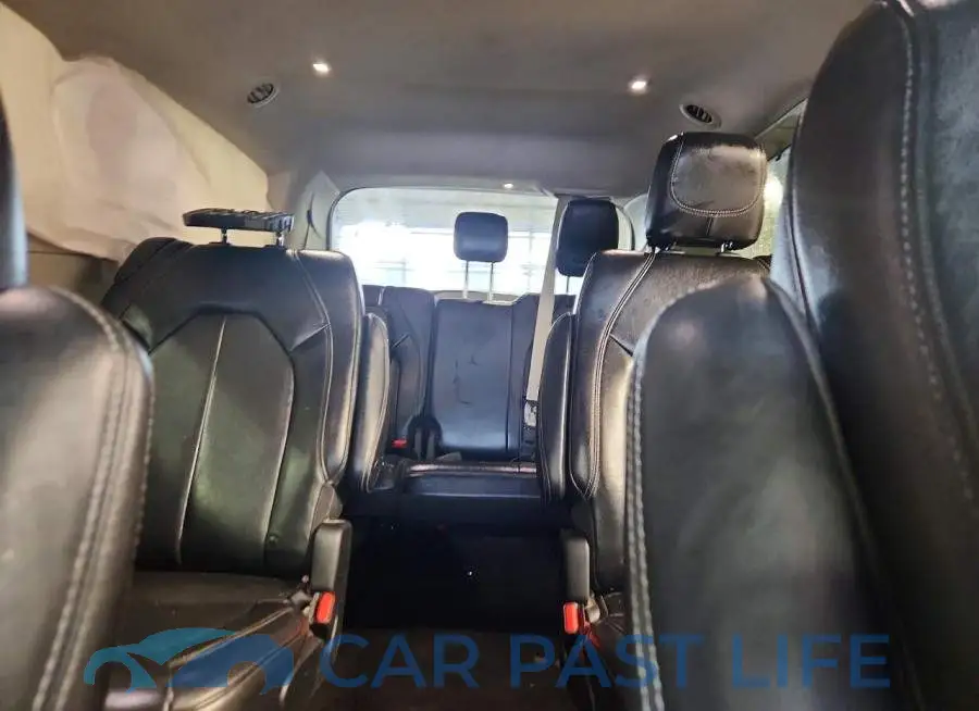 2C4RC1BG0NR167843# 10