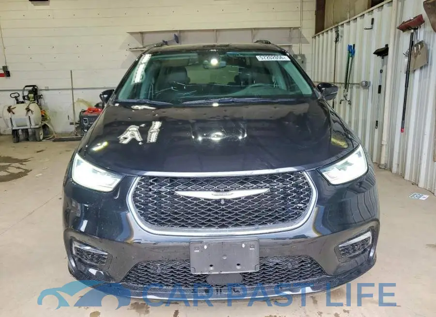 2C4RC1BG3NR212953# 5