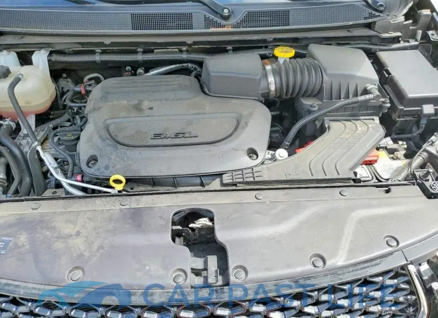 2C4RC1BG3SR506137# 12