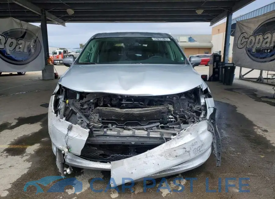 2C4RC1CGXPR615605# 5