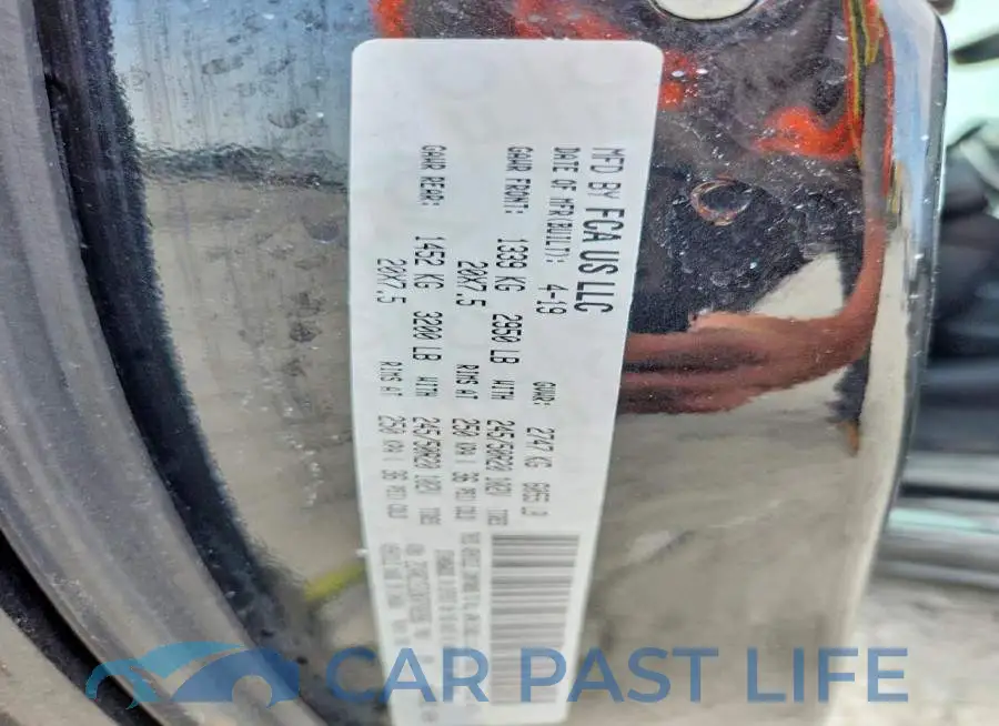 2C4RC1EG9KR702286# 14