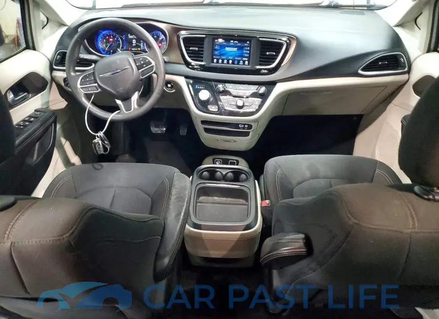 2C4RC1FG7JR125903# 8