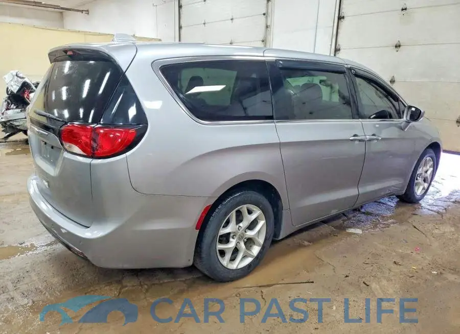 2C4RC1FG7JR125903# 3