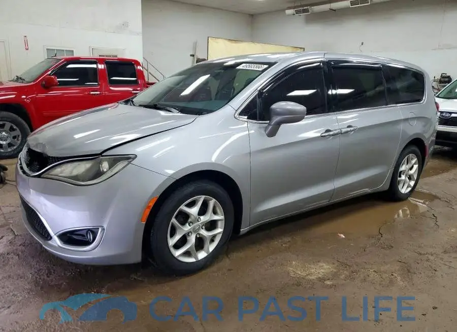 2C4RC1FG7JR125903# 1