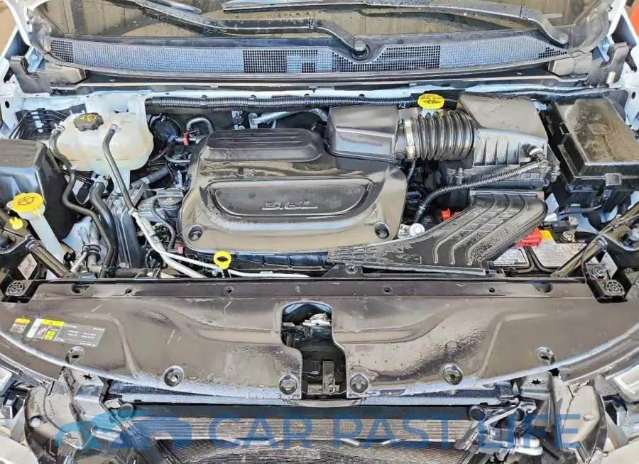 2C4RC1GGXSR530492# 12