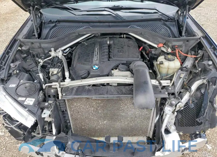 5UXKU2C5XJ0X48237# 12