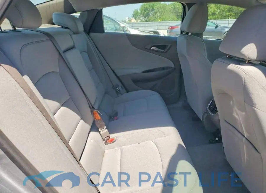 1G1ZD5ST4RF113680# 10