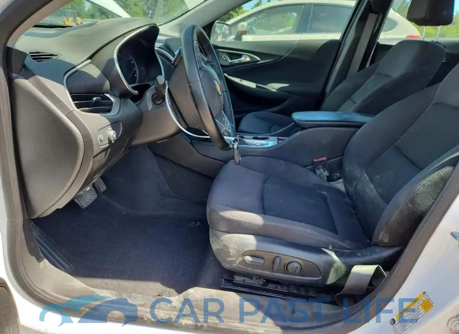 1G1ZG5ST2SF110449# 7