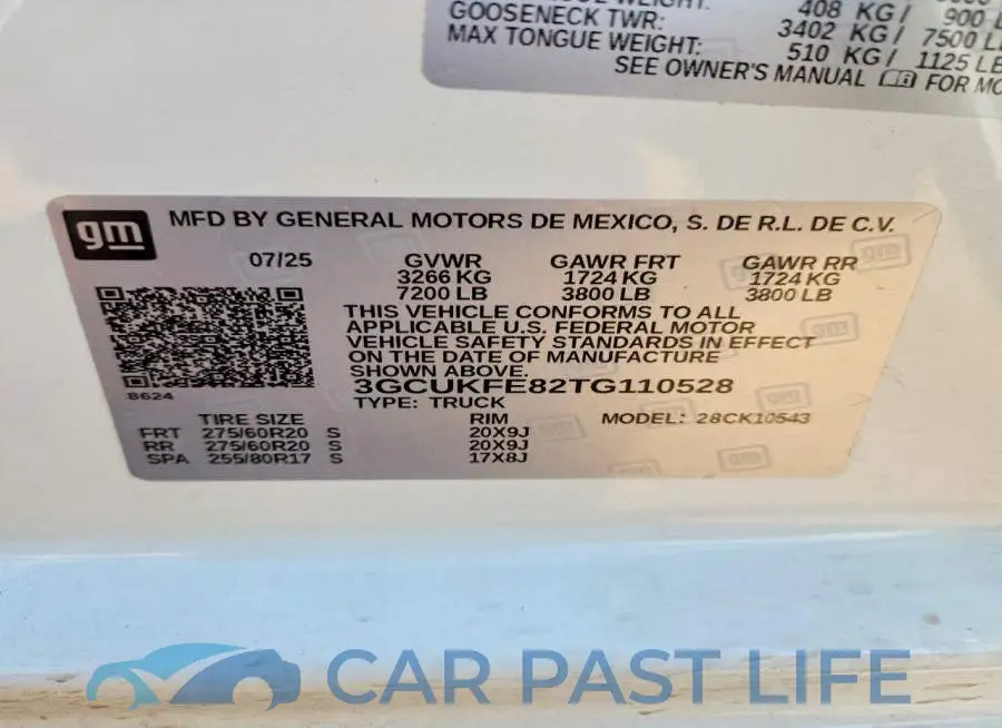 3GCUKFE82TG110528# 12