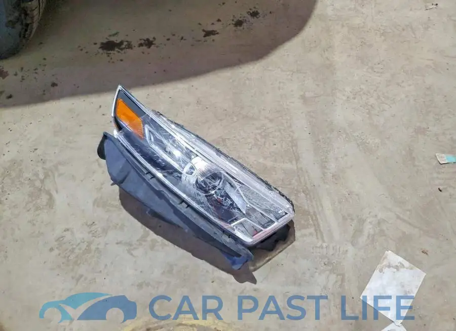 1FAHP2E84KG102619# 12
