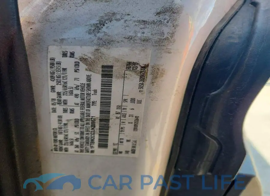 1FTBW2CG3JKB09571# 13