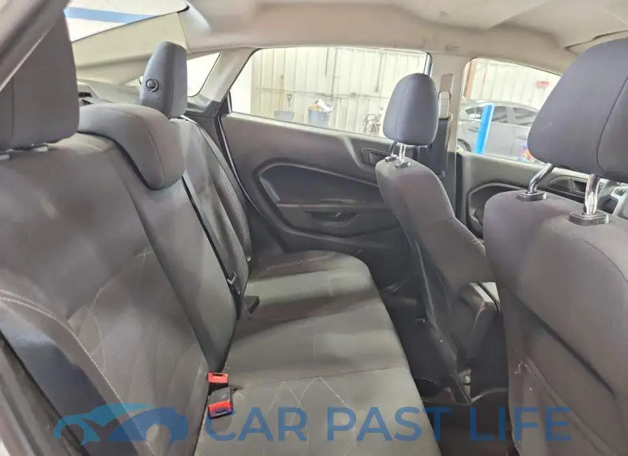 3FADP4BJ4JM132922# 10