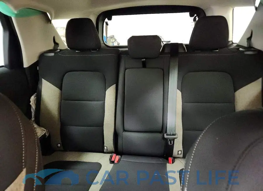 3FMCR9BN6TRE42930# 10