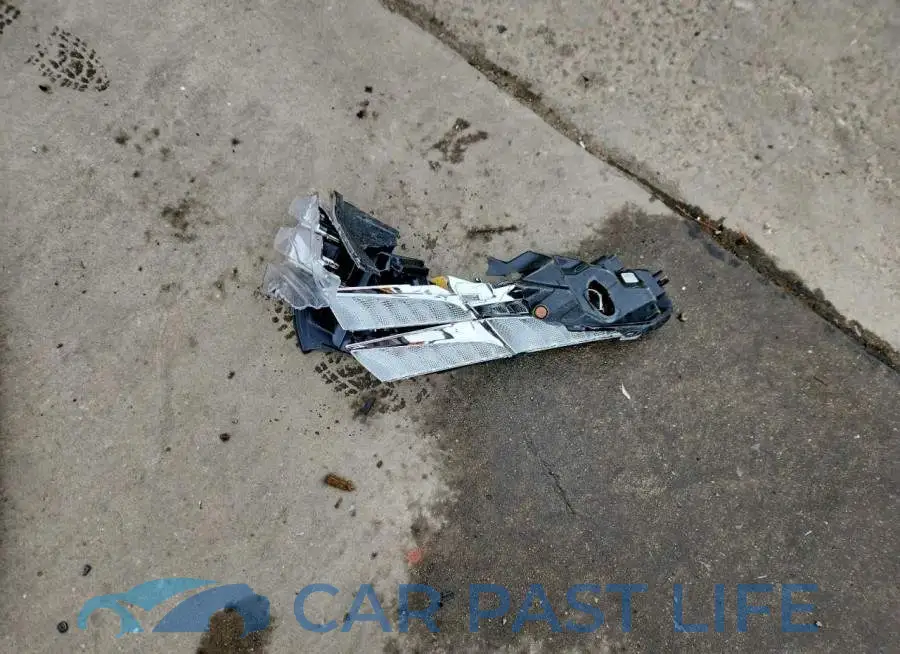 5NMJBCAE1NH088624# 13