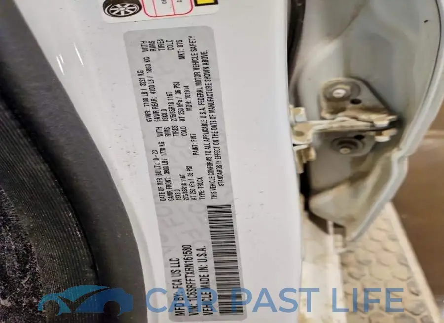 1C6SRFFTXRN161580# 12