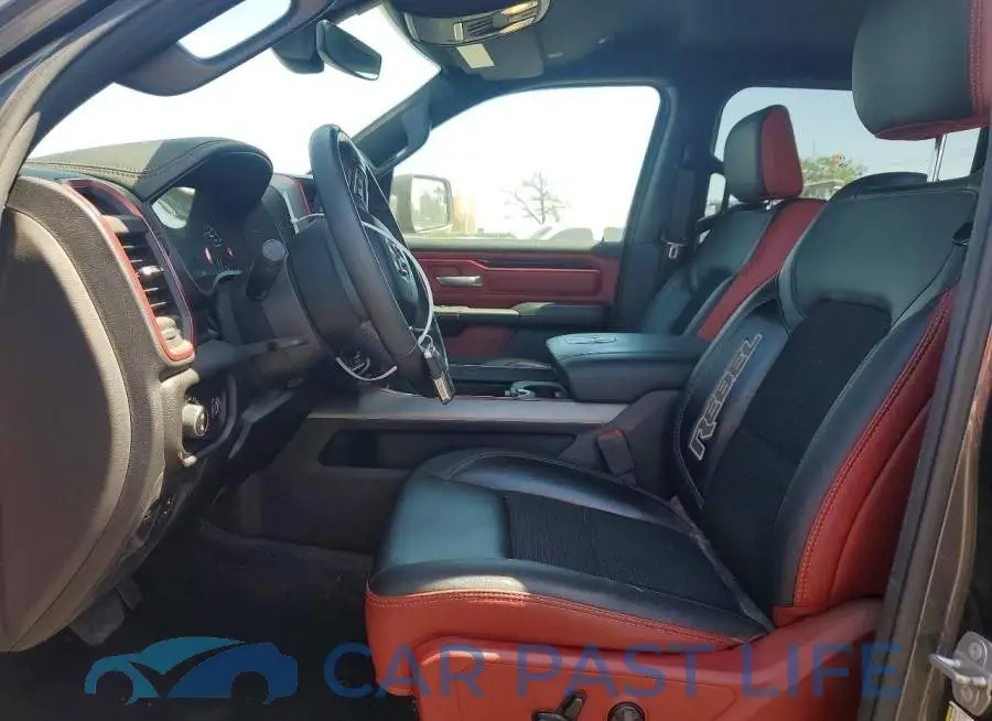 1C6SRFLT8LN164070# 7