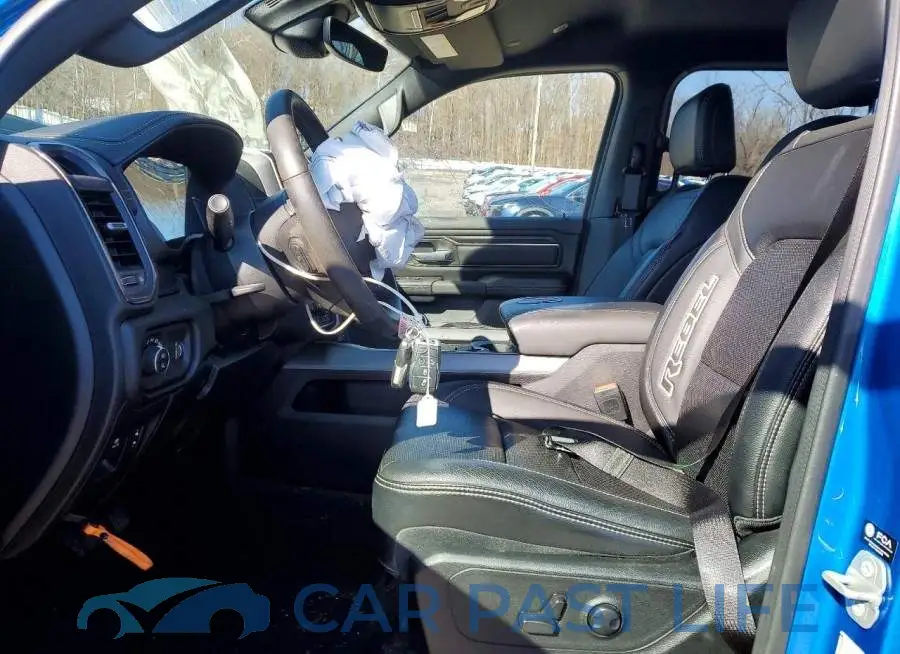 1C6SRFLT8PN642994# 7